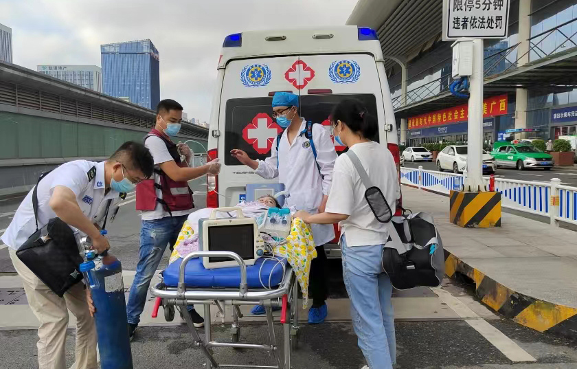 泸县救护车出租公司